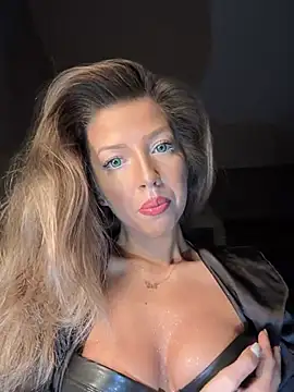 Snapshot of SonyaD_ chatting on 03.12.25 SonyaD  online show from 03.12.25