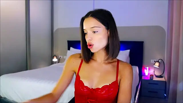 Snapshot of wow_Mia chatting on 01.25.25 wow Mia online show from 01.25.25