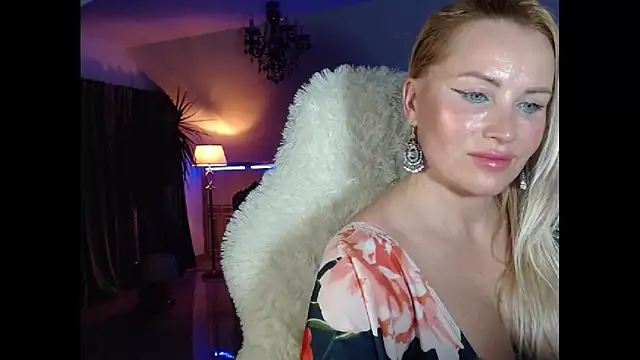 eyesangel22 online show from 12.26.24