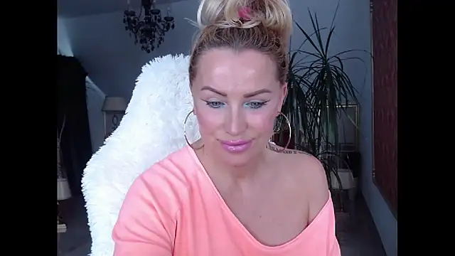 eyesangel22 online show from 02.18.25