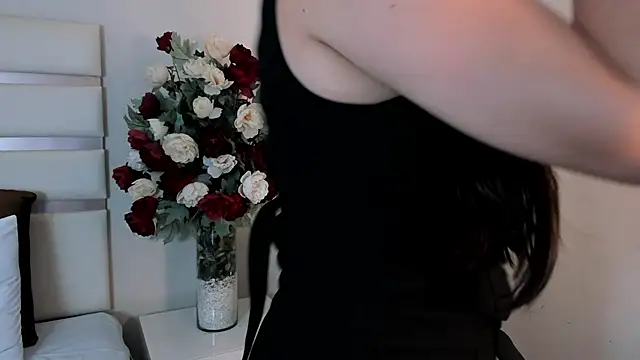 CamilaSofiia online show from 02.22.25