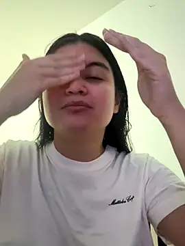 CamilaSofiia online show from 12.17.25