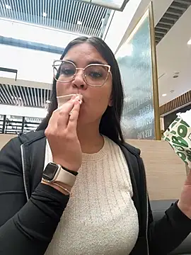 CamilaSofiia online show from 02.17.26