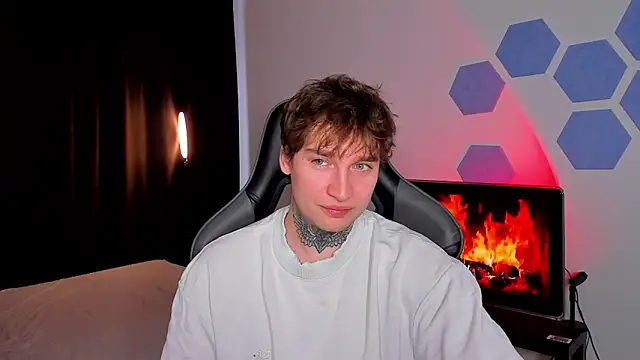 Chris Tyson online show from 11.24.25