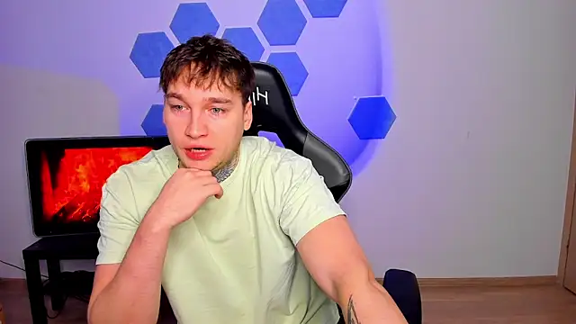 Chris Tyson online show from 01.06.26