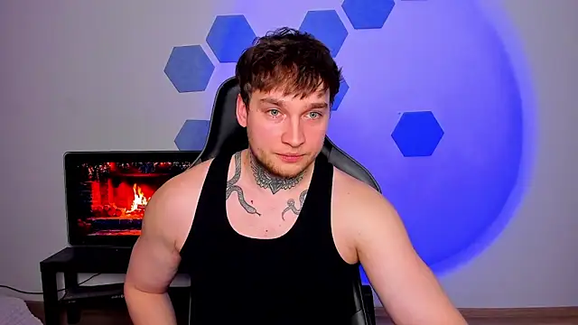 Chris Tyson online show from 04.08.26