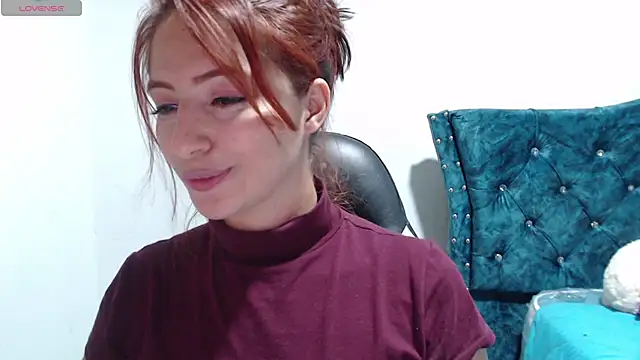 Kate lorens9 online show from 02.13.25