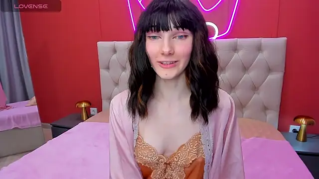 Lili flowerr online show from 01.18.25