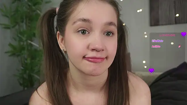 AmiLewis online show from 01.23.25