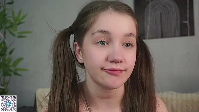 AmiLewis online show from 02.03.25