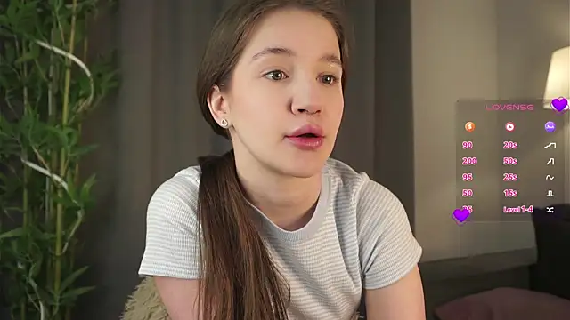 AmiLewis online show from 02.05.25