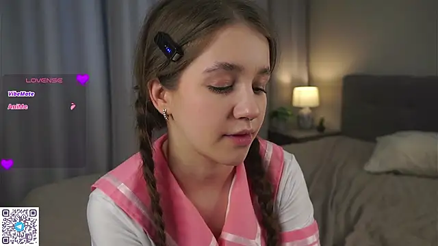 AmiLewis online show from 02.11.25