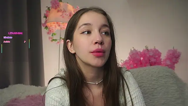 AmiLewis online show from 10.24.25