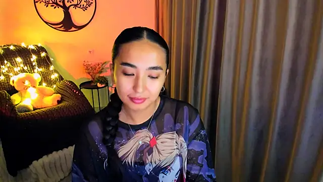 worldofkim online show from 11.13.25