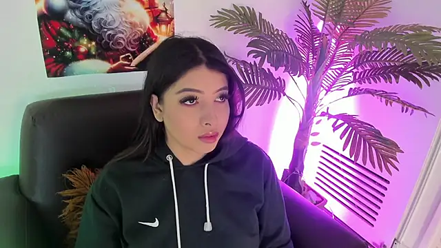 Snapshot of Miia_Thompsonn chatting on 12.03.24 Miia Thompsonn online show from 12.03.24