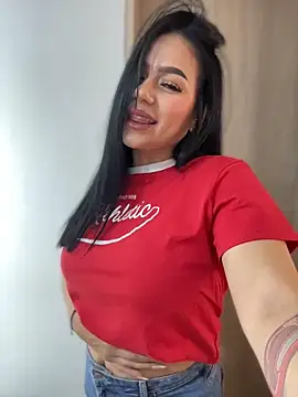 Miah gomez  online show from 04.15.26