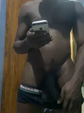 Snapshot of BigBrotherFreak chatting on 09.09.25 BigBrotherFreak online show from 09.09.25