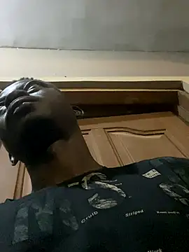 Snapshot of BigBrotherFreak chatting on 10.05.25 BigBrotherFreak online show from 10.05.25