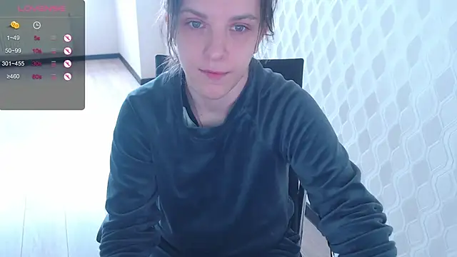 Snapshot of LisaHeart chatting on 10.24.25 LisaHeart online show from 10.24.25