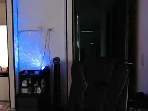 Snapshot of CarolinaRincon chatting on 02.08.25 CarolinaRincon online show from 02.08.25