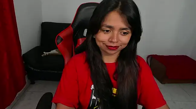 Snapshot of cory_rose chatting on 12.14.24 cory rose online show from 12.14.24