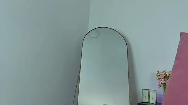 TootsieGirls online show from 12.04.24