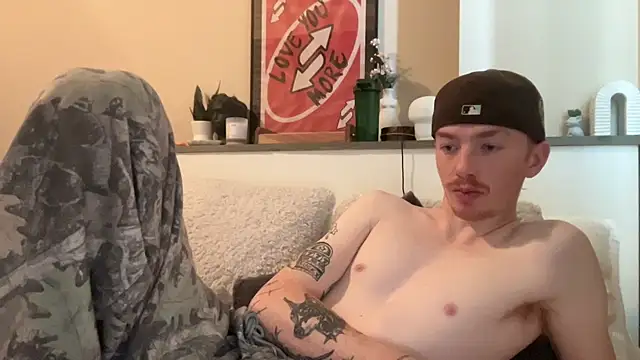 younghungginger online show from 12.24.24