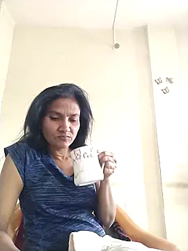 sunita6009 online show from 04.17.26