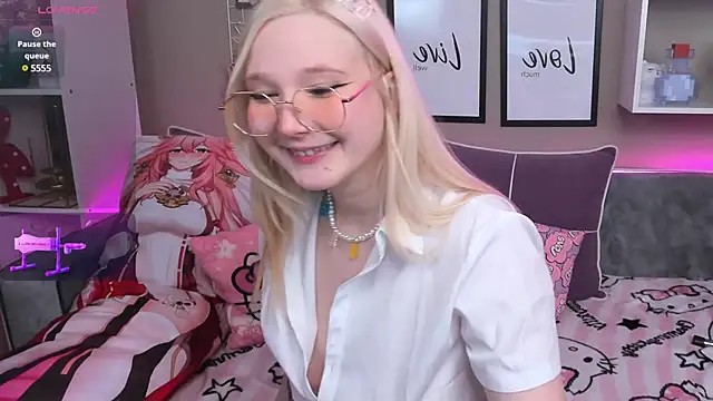 MeowkaKitty online show from 03.01.25