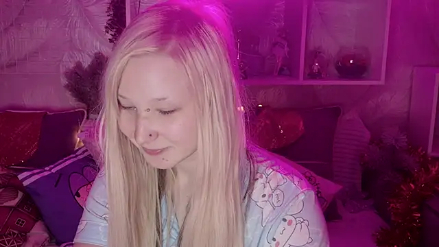 MeowkaKitty online show from 12.23.25