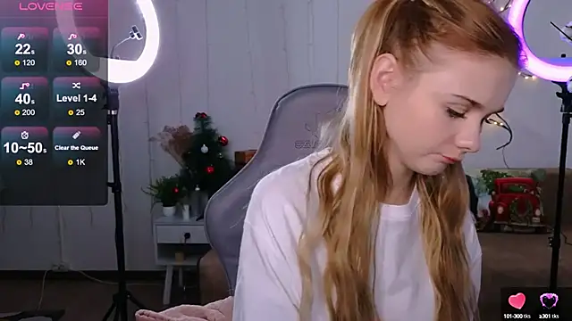 Britney Lynch online show from 12.21.24
