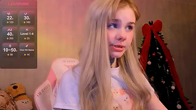 Britney Lynch online show from 01.11.26