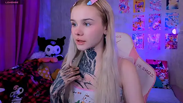 Britney Lynch online show from 02.22.26