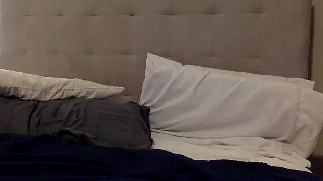 Snapshot of babyboo_xx chatting on 12.02.25 babyboo xx online show from 12.02.25