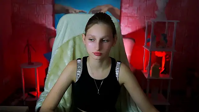 EllaHorton online show from 01.27.25