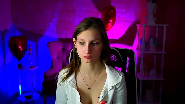 EllaHorton online show from 03.03.25