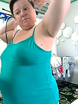 jusichka online show from 04.05.26