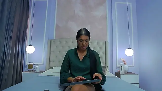 JoannaCox online show from 11.12.25