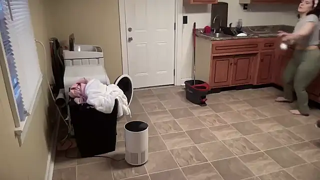 sexylilly69 online show from 02.18.25