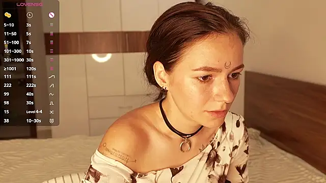 girl with snaketatto0 online show from 06.05.26