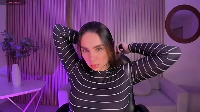 EloisaOlivero online show from 09.21.25