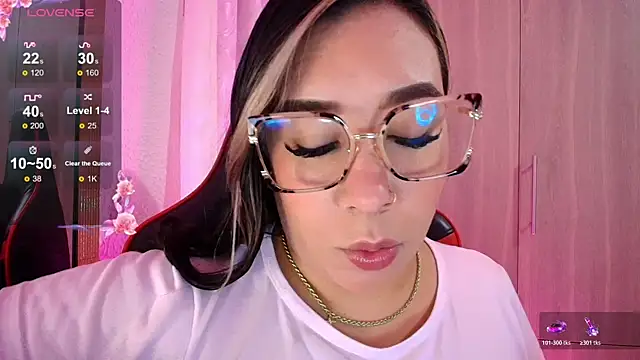 leahtemptation3 online show from 06.30.26