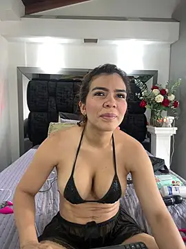 Arianna Jones1 online show from 04.14.26