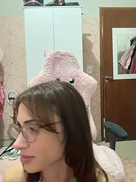 Snapshot of Irresistible24 chatting on 07.19.26 Irresistible24 online show from 07.19.26