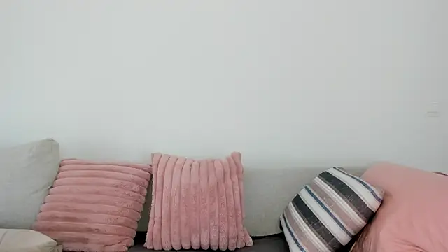 Snapshot of smileybabe chatting on 10.07.25 smileybabe online show from 10.07.25