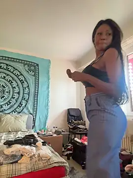 SUUKAM online show from 09.10.25