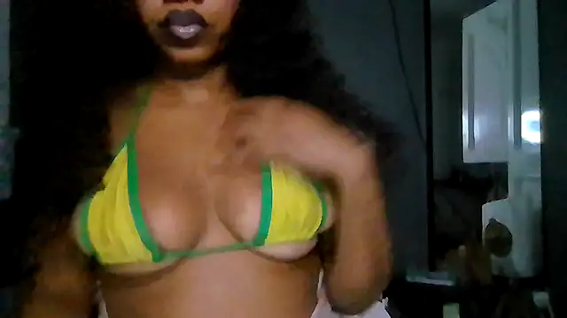 Snapshot of goddessdaisysky chatting on 05.25.26 goddessdaisysky online show from 05.25.26