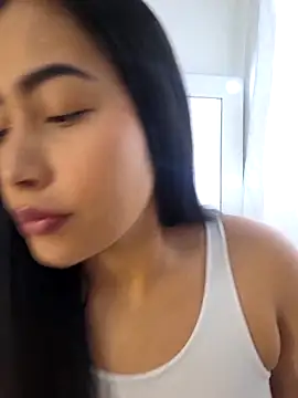 Snapshot of andrea_osorio_ chatting on 12.22.25 andrea osorio online show from 12.22.25