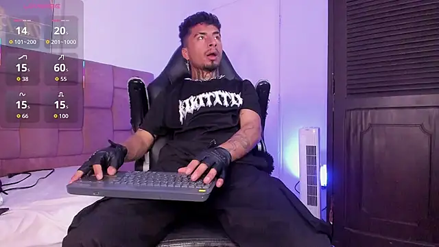 JuanCamiilo 66 online show from 03.11.26