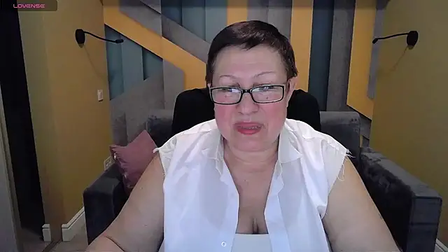 BarbaraTurners online show from 01.20.25